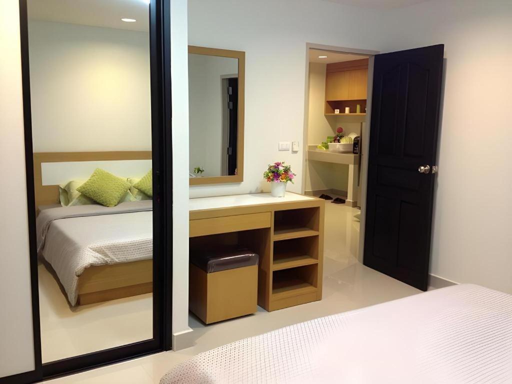 Ipremium Sukhumvit 81 Hotel Бангкок Экстерьер фото