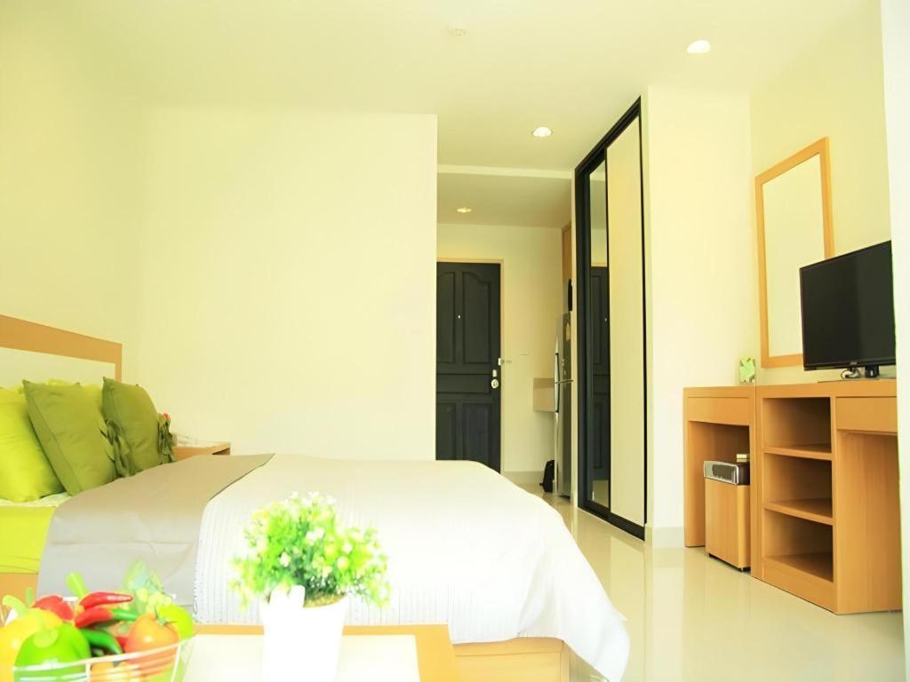 Ipremium Sukhumvit 81 Hotel Бангкок Экстерьер фото