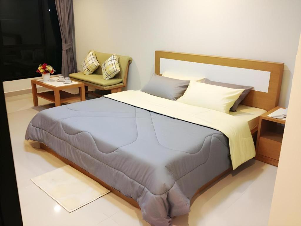 Ipremium Sukhumvit 81 Hotel Бангкок Экстерьер фото