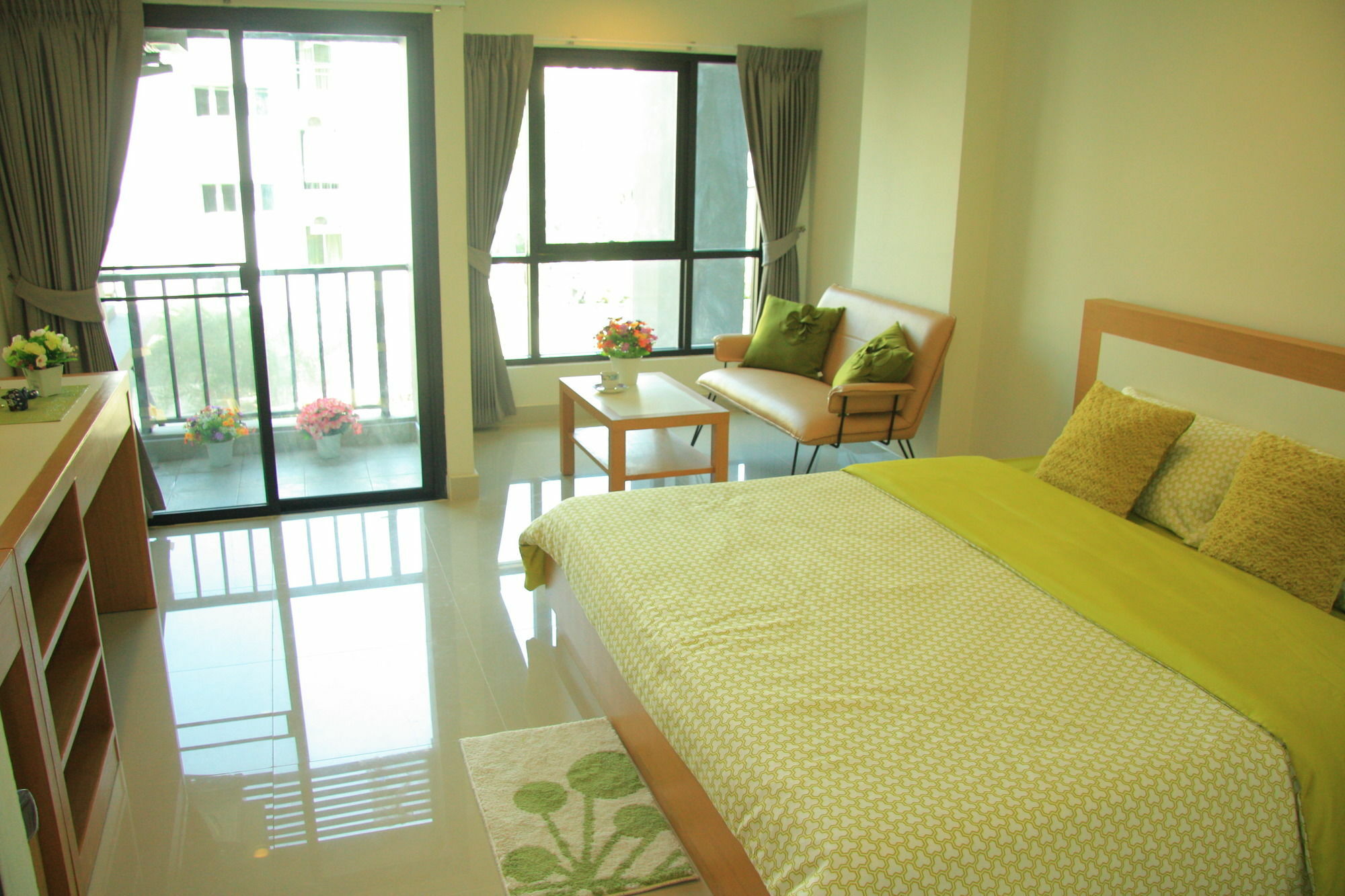 Ipremium Sukhumvit 81 Hotel Бангкок Экстерьер фото